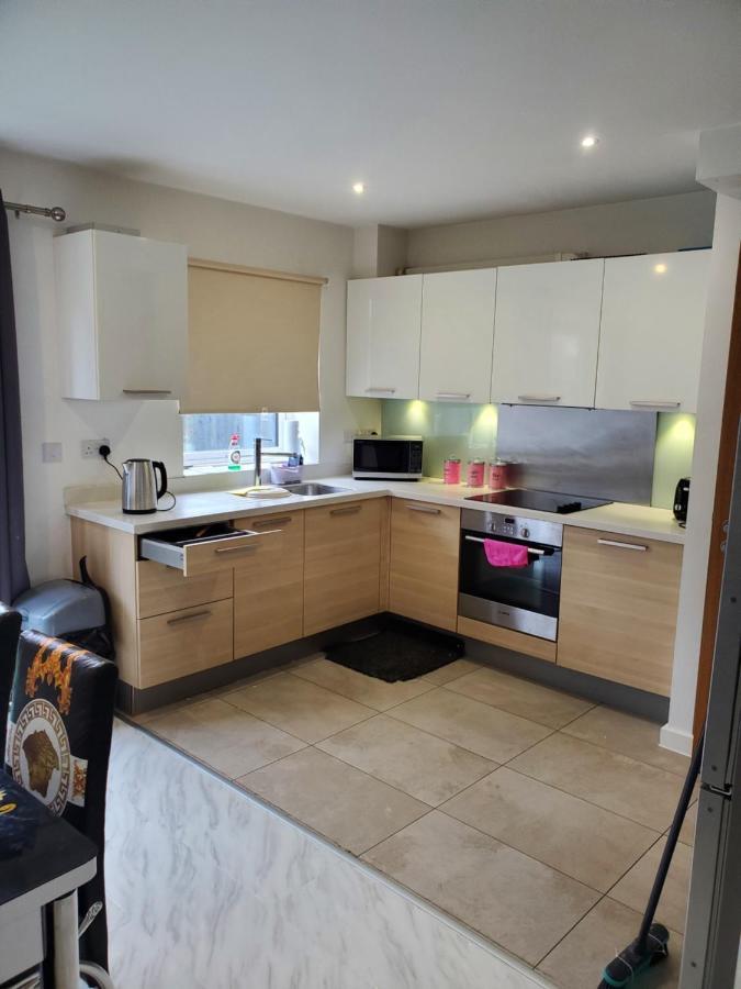 Beautiful & Elegant 2 Bed Room House Manchester Exteriör bild