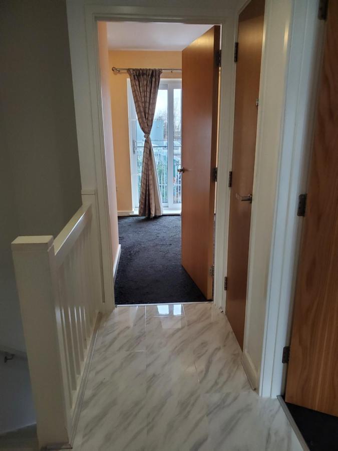 Beautiful & Elegant 2 Bed Room House Manchester Exteriör bild